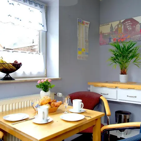 Robbers Mit 3 Schlafzimmer Appartamento Hatten